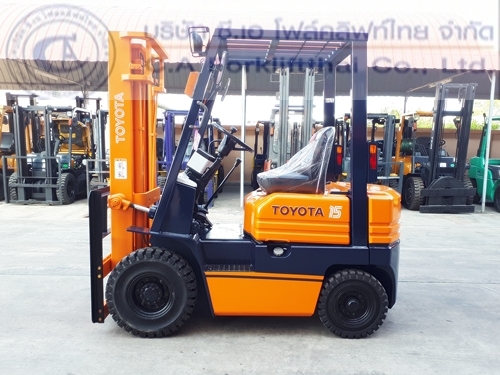 ขาย รถโฟล์คลิฟท์ TOYOTA รุ่น 5-FGL15