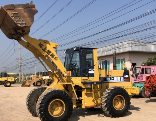 ขายรถตักล้อยาง KOMATSU WA300-1 นำเข้าเองจากญี่ปุ่น สภาพสวยพร้อมใช้ มีVDOการทำงานครับ