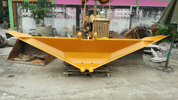 ขายและสั่งทำบุ้งกี๋แบ็คโฮ