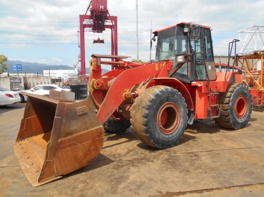 ขายรถตักล้อยาง CAT 962G นำเข้าเองจากญี่ปุ่น สภาพสวยพร้อมใช้ ถึงเร็วๆนี้ครับ