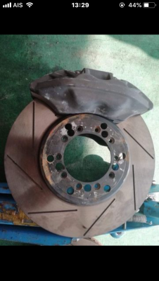 ขายชุดเบรคหน้าอริสโต้จานหนาๆผ้าเหลือๆพร้อมใส่สตราด้า