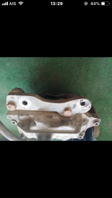 ขายชุดเบรคหน้าอริสโต้จานหนาๆผ้าเหลือๆพร้อมใส่สตราด้า