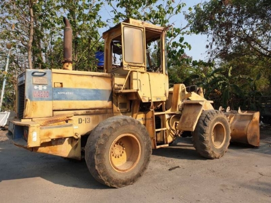 KOMATSU WA200-1