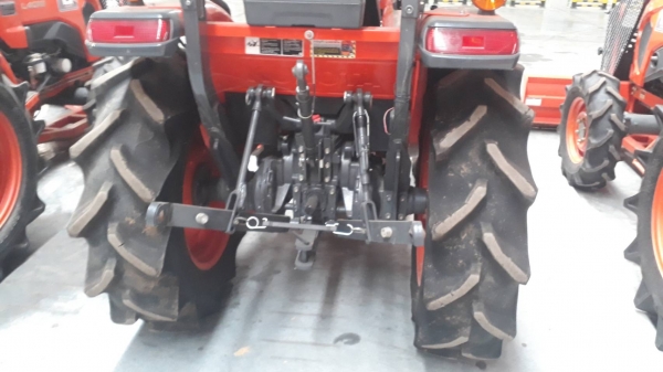 แทรกเตอร์ L4018 Max (TD535) รถปี 59 ใช้งาน 429 ชม.สวยๆพร้อมใช้ ผ่อนได้มีรับประกัน สนใจติดต่อเซลสันต์ 092-2603737