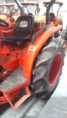 แทรกเตอร์ L4018 Max (TD535) รถปี 59 ใช้งาน 429 ชม.สวยๆพร้อมใช้ ผ่อนได้มีรับประกัน สนใจติดต่อเซลสันต์ 092-2603737