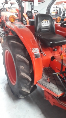 แทรกเตอร์ L4018 Max (TD535) รถปี 59 ใช้งาน 429 ชม.สวยๆพร้อมใช้ ผ่อนได้มีรับประกัน สนใจติดต่อเซลสันต์ 092-2603737