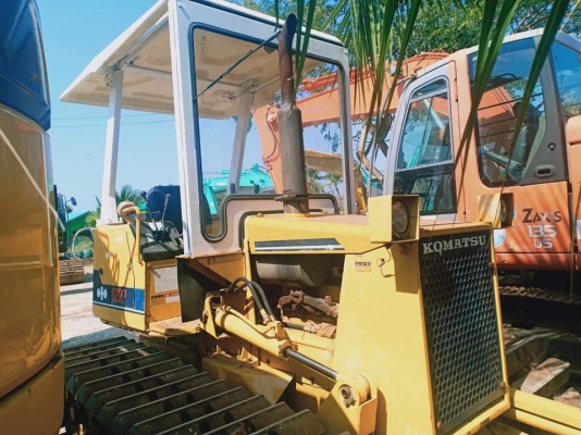 มาใหม่จ้า...KOMATSU D20P-6เก่านอกแท้  สภาพสวยมาก  ใช้งานมาแค่ 1,2xxชั่วโมง  พร้อมใช้  โทร 089-3818694จ๊อย