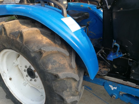 ขายแทรกเตอร์แชมป์ MX6255 4WD. พวงมาลัยเพาเวอร์ เกียร์คัทเทิ่ร์น ดันดินหน้า โรตารี่หลัง ขายแทรกเตอร์แชมป์ MX6255 4WD. พวงมาลัยเพาเวอร์ เกียร์คัทเทิ่ร์น ดันดินหน้า โรตารี่หลัง