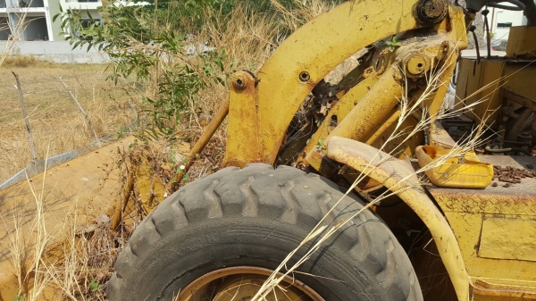 ขายตามสภาพ รถตัก CAT 922 เครื่อง DA120 เกียร์ครบ รถจอดไว้ที่อู่ซ่อมยังไม่ได้ซ่อม ให้ไปเช็คเองนะครับ ขายตามสภาพ รถตัก CAT 922 เครื่อง DA120 เกียร์ครบ รถจอดไว้ที่อู่ซ่อมยังไม่ได้ซ่อม ให้ไปเช็คเองนะครับ