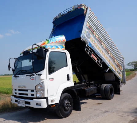 6 ล้อ ISUZU FRR190 แรง ไมล์ 21,000 กม. ไมล์แท้แน่นอนเช็คศูนย์ได้เลย เดิมทุกอย่าง กระบะมิเนียมคอกเกษต 6 ล้อ ISUZU FRR190 แรง ไมล์ 21,000 กม. ไมล์แท้แน่นอนเช็คศูนย์ได้เลย เดิมทุกอย่าง กระบะมิเนียมคอกเกษต