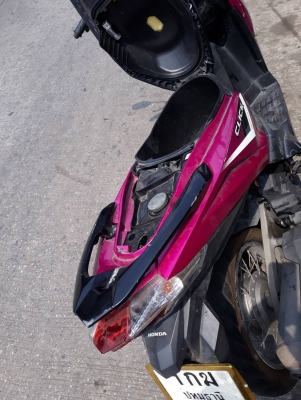 Honda click 125I ปี 58 เล่มโอน