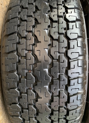 ยาง 245-70-16 Bridgestone ปี 18 สภาพน้องๆป้ายแดง ดอกเต็ม ตุ่มลาง