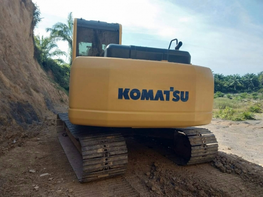ขายรถแบคโฮ KOMATSU PC130-8 ไมล์ 5883 ชม.เอกสารชุดจดทะเบียน ราคา 1350000 ขายรถแบคโฮ KOMATSU PC130-8 ไมล์ 5883 ชม.เอกสารชุดจดทะเบียน ราคา 1350000
