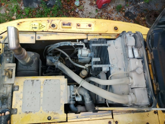 ขายรถแบคโฮ KOMATSU PC130-8 ไมล์ 5883 ชม.เอกสารชุดจดทะเบียน ราคา 1350000