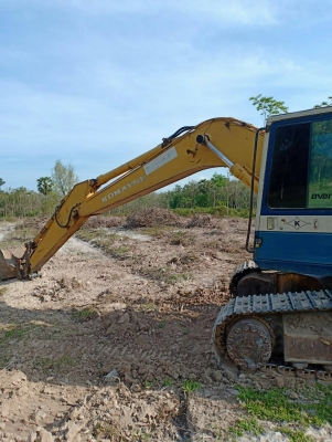 ขายรถแบคโฮ KOMATSU PC200-5 เอกสารเล่ม ระบบไฟเต็ม ราคา 650000 ขายรถแบคโฮ KOMATSU PC200-5 เอกสารเล่ม ระบบไฟเต็ม ราคา 650000