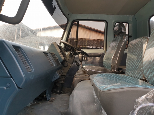 ขายrocky240 ตัวk เครื่องเดิม เกียร์เดิม เครื่องดี คัทซีสวย หัวสวยกระบะสามมิตรแท้