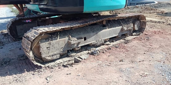 ขายจ้า..KOBELCO SK135SR YY01 เก่าใน สภาพดี  พร้อมใช้ เอกสารอินวอย ลองระบบกันได้ทุกวัน โทร 089-3818694จ๊อย