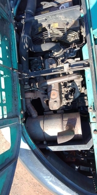 ขายจ้า..KOBELCO SK135SR YY01 เก่าใน สภาพดี  พร้อมใช้ เอกสารอินวอย ลองระบบกันได้ทุกวัน โทร 089-3818694จ๊อย