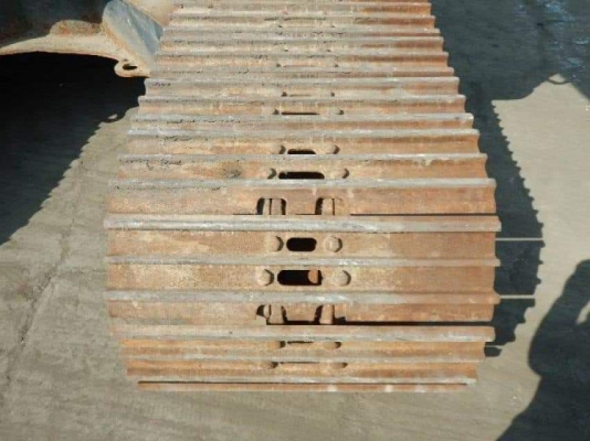 ขายจ้า..KOBELCO SK200-8 YN12  ปี 2009  ใช้งานมา 5,xxxชั่วโมง แทรค 80  สวยมาก โทร 089-3818694จ๊อย