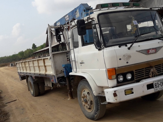 ขายรถ 6 ล้อ HINO FF177 ติดเครน 3 ตัน 400,000 บาท