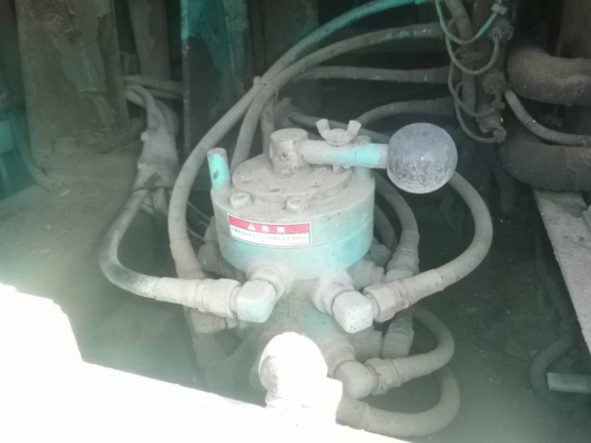 ขายรถขุด ยี่ห้อ KOBELCO รุ่น SK200-3