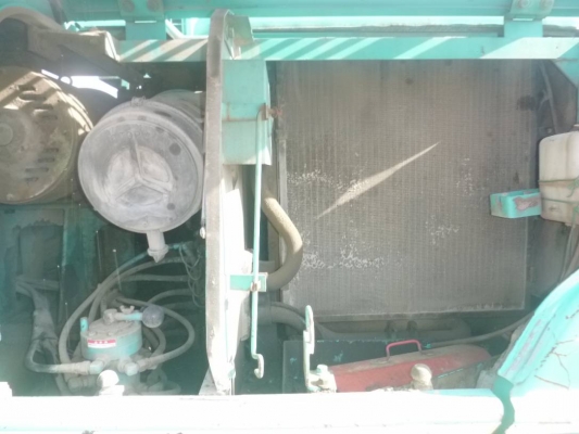 ขายรถขุด ยี่ห้อ KOBELCO รุ่น SK200-3