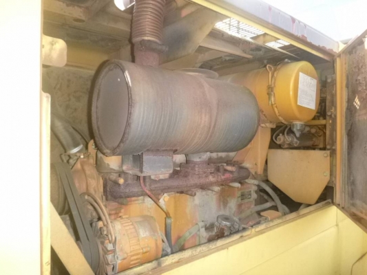 ขายรถตัก ยี่ห้อ KOMATSU รุ่น WA200-1 ขายรถตัก ยี่ห้อ KOMATSU รุ่น WA200-1