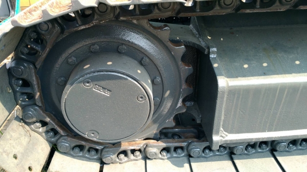 KOBELCO รุ่น SK 75 UR รุ่น 3 ES