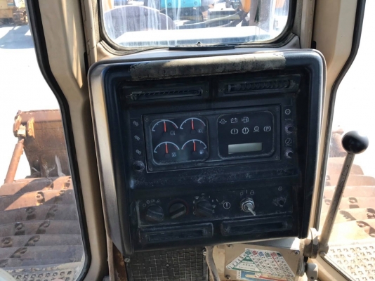 รถดันD6R นำเข้าจากญี่ปุ่น รถดันD6R นำเข้าจากญี่ปุ่น