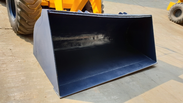 ขาย รถตัก KOMATSU รุ่น WA30-2- มือสองญี่ปุ่น ตักได้ ครึ่งคิว สองเพลา เอวอ่อน ระบบเกียร์ทอร์ค มาพร้อมหัวเก๋ง สวยพร้อมใช้งาน มือถือ 0818753444