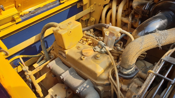 ขาย รถตัก KOMATSU รุ่น WA30-2- มือสองญี่ปุ่น ตักได้ ครึ่งคิว สองเพลา เอวอ่อน ระบบเกียร์ทอร์ค มาพร้อมหัวเก๋ง สวยพร้อมใช้งาน มือถือ 0818753444