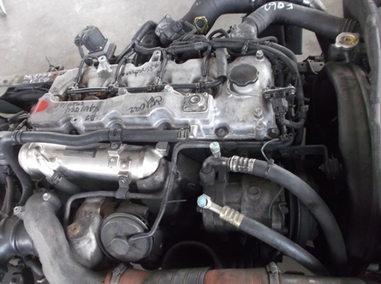 ขายเครื่อง 4JJ1 เทอร์โบ+เกียร์  มีหมายเลข หม้อน้ำอินเตอร์