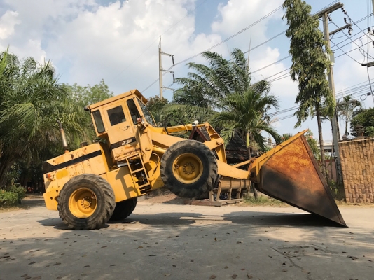 ขายรถตักkomatsu 510เอวอ่อน ขับเคลื่อน4ล้อ ดีเซล ยกสูง สวยเดิมจากญี่ปุ่น ยังไม่เคยใช้ในไทย 580,000เท่านั้น!!