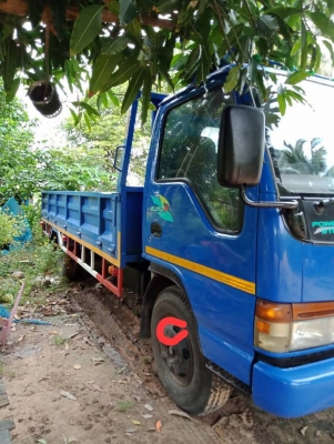 Isuzu NPR71P 120แรงฝาขาว เล่มพร้อม Isuzu NPR71P 120แรงฝาขาว เล่มพร้อม