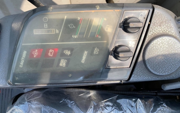 KOMATSU 40-7 ขนาดPC-40 <มีVDOให้ชม>รถเก่านอกมีเอกสารอินวอย☎️ติดต่อ 085-5632278 <ราคาต่อรองได้> KOMATSU 40-7 ขนาดPC-40 <มีVDOให้ชม>รถเก่านอกมีเอกสารอินวอย☎️ติดต่อ 085-5632278 <ราคาต่อรองได้>