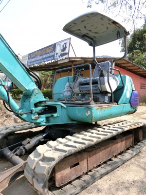 KOMATSU 40-7 ขนาดPC-40 <มีVDOให้ชม>รถเก่านอกมีเอกสารอินวอย☎️ติดต่อ 085-5632278 <ราคาต่อรองได้>