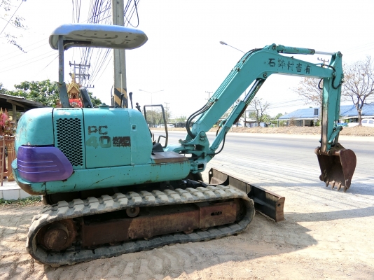 KOMATSU 40-7 ขนาดPC-40 <มีVDOให้ชม>รถเก่านอกมีเอกสารอินวอย☎️ติดต่อ 085-5632278 <ราคาต่อรองได้>