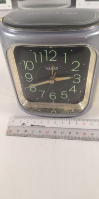 200 บ.ส่งถึงบ้านฟรี โทร 083-2000058 LINE ID: line832923 นาฬิกาตั้งโต๊ะยี่ห้อCITIZEN ดูมีไฟมองได้ในที
