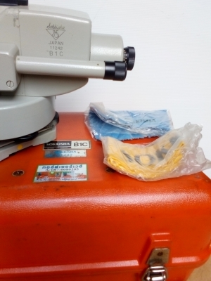 ขายกล้องวัดระดับ SOKKIA รุ่น B1C กำลังขยาย32เท่า สภาพ90\% ผลิตญี่ปุ่นเเท้ๆ MADE IN JAPAN ราคาถูกมากๆ ขายกล้องวัดระดับ SOKKIA รุ่น B1C กำลังขยาย32เท่า สภาพ90\% ผลิตญี่ปุ่นเเท้ๆ MADE IN JAPAN ราคาถูกมากๆ