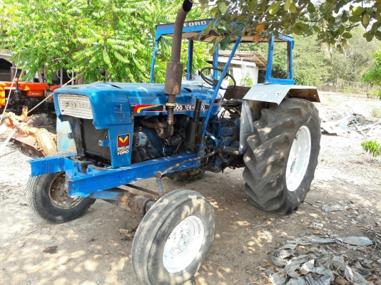 ขอขายรถไถฟอร์ ซุปเปอร์ 60แรงตัวเปล่าพร้อมใช้งาน ราคา 75,000 สนใจสอบถามได้ครับ ขอขายรถไถฟอร์ ซุปเปอร์ 60แรงตัวเปล่าพร้อมใช้งาน ราคา 75,000 สนใจสอบถามได้ครับ