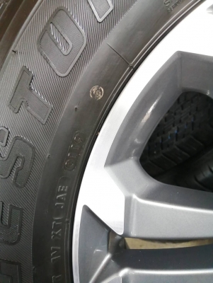 ล้อติดรถยนต์ Mitsubishi Triton 6 รู มือสอง ล้อติดรถยนต์ Mitsubishi Triton 6 รู มือสอง