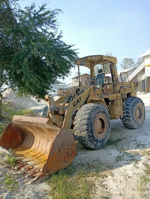 ขายรถตักCAT950E เอกสารเล่มทะเบียนราคา 350,000 ต่อรอง