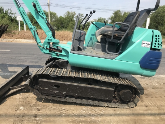 Komatsu Pc20-7สภาพดีเก่าญี่ปุ่นมีใบอินวอยไม่เคยใช้ในไทย Komatsu Pc20-7สภาพดีเก่าญี่ปุ่นมีใบอินวอยไม่เคยใช้ในไทย