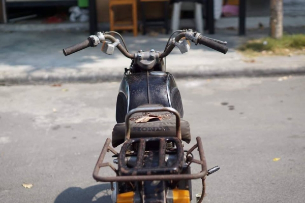 ร้าน วุฒิ นนบุรี HONDA C92 ท้ายจรวด รถสวยแห้งๆ ทะเบียนโอน