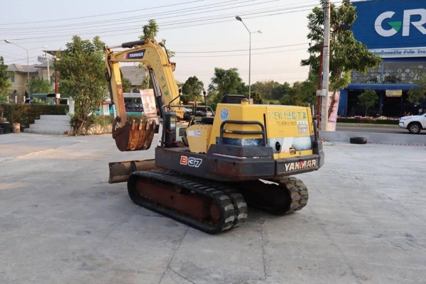 รถแบคโฮ รถขุด YANMAR B37 (ขนาดPC40) สวยเดิมจากญี่ปุ่น ไม่เคยถูกใช้งานในไทย100\% รถแบคโฮ รถขุด YANMAR B37 (ขนาดPC40) สวยเดิมจากญี่ปุ่น ไม่เคยถูกใช้งานในไทย100\%