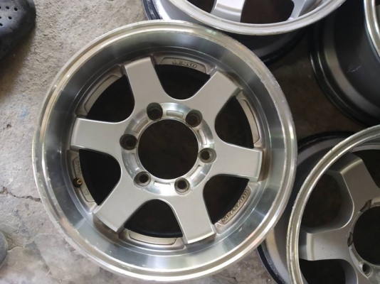 ล้อเปล่าเลนโซ่6รูขอบ15