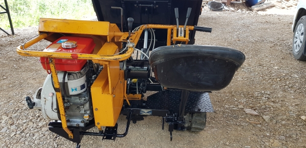 รถบรรทุกการเกษตรนั่งขับ พร้อมใช้งาน สอบถามได้ยกด้วยไฮดรอลิค รถบรรทุกการเกษตรนั่งขับ พร้อมใช้งาน สอบถามได้ยกด้วยไฮดรอลิค