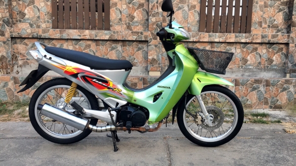 ขาย Honda wave r สตาร์ทเท้า เครื่อง เดิม แน่นๆ ชุดสีเดิมๆ สวยๆ ระบบไฟ ติดทุกดวง รถใช้ได้ปกติ ขี่ใช้ง