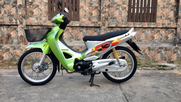 ขาย Honda wave r สตาร์ทเท้า เครื่อง เดิม แน่นๆ ชุดสีเดิมๆ สวยๆ ระบบไฟ ติดทุกดวง รถใช้ได้ปกติ ขี่ใช้ง
