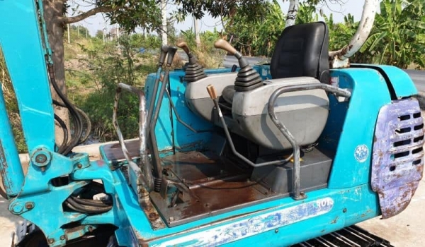 K30 รถขุดมินิ Kubota ติดลายหัวกระแทก โซ่ใหม่ สภาพเดิมๆจากญี่ปุ่นแบค ขายแค่ 275,000บาท คอลโทลสั้นระบบน้ำมัน ปัมนี้ว(ขนาดรถเทียบเท่าPC30) รถเก่านอกสถาพดีพร้อมใช้เพิ่งนำเข้ามายังไม่เคยใช้งานในไทย เครื่องคูโบต้า 4สูบ เครื่องดี ปั้มเเรง บูมอาร์มสวย ช่างล K30 รถขุดมินิ Kubota ติดลายหัวกระแทก โซ่ใหม่ สภาพเดิมๆจากญี่ปุ่นแบค ขายแค่ 275,000บาท คอลโทลสั้นระบบน้ำมัน ปัมนี้ว(ขนาดรถเทียบเท่าPC30) รถเก่านอกสถาพดีพร้อมใช้เพิ่งนำเข้ามายังไม่เคยใช้งานในไทย เครื่องคูโบต้า 4สูบ เครื่องดี ปั้มเเรง บูมอาร์มสวย ช่างล